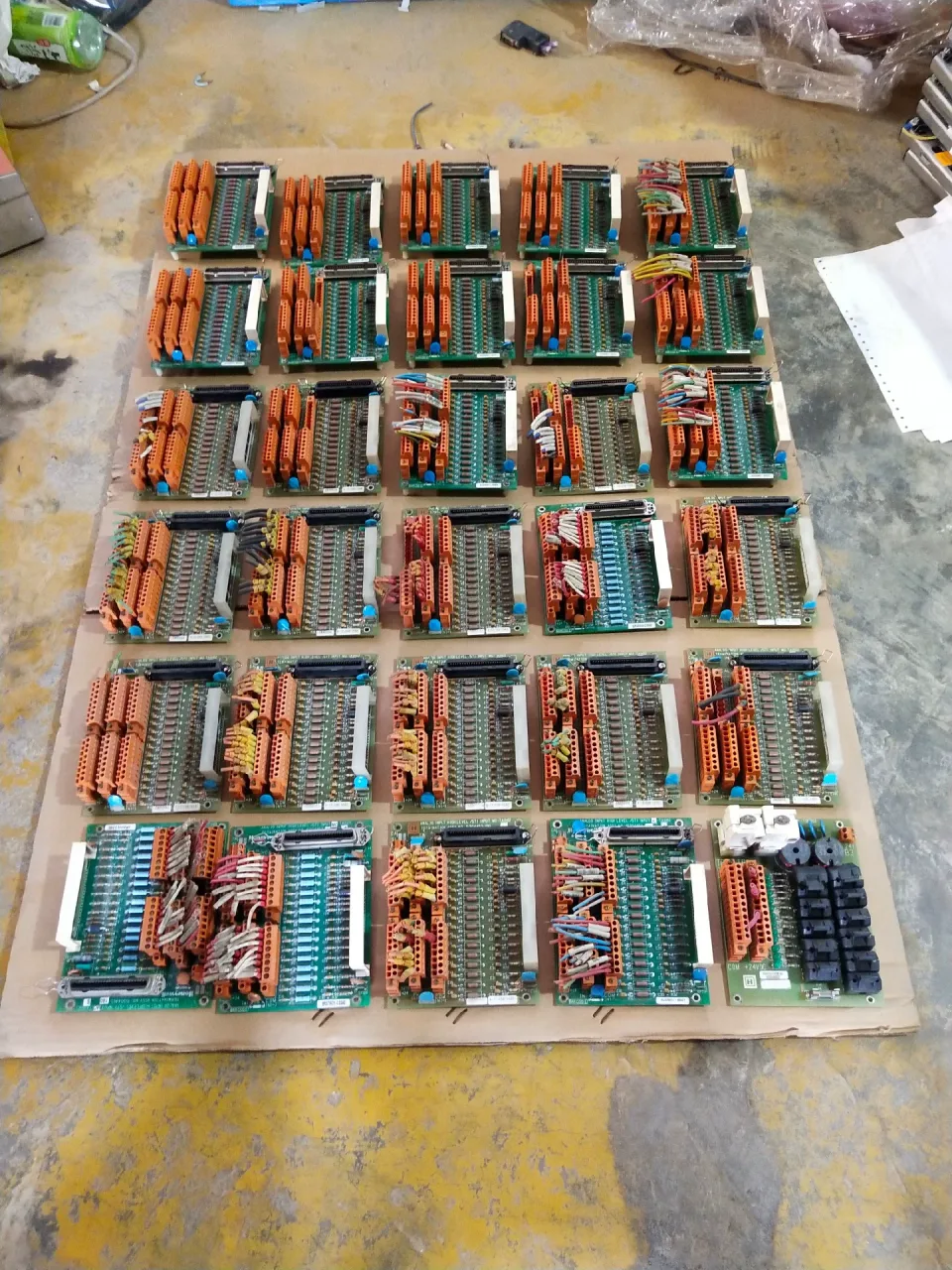 Honeywell 51304453-100 / 51304453-150 (MU-TAIH02) Industrial Automation Component product photo 1