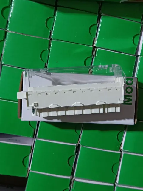Schneider Electric BMXFTB2000 Industrial Automation Component — product photo 14 of 36