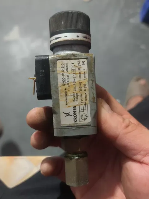 FESTO CPV10-GE-ASI-4E4A-M8 (175732) / CPV10-VI (18200) Industrial Automation Component product photo 5