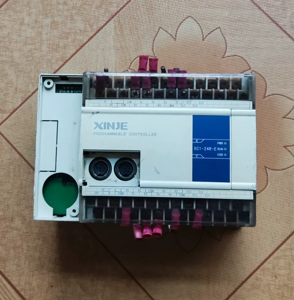 XINJE XC1-24R-E PLC Module product photo 1