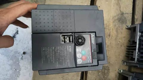Mitsubishi Electric FR-E740-3.7K-CHT Power Electronics Module product photo 9