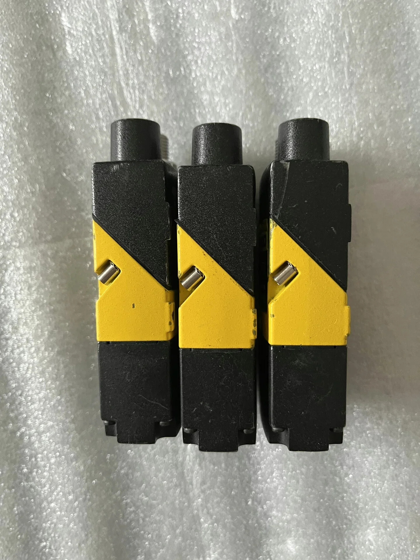White Label DM262QX Industrial Automation Component product photo 1