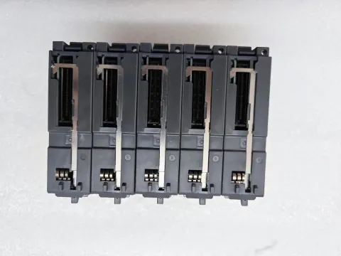 Mitsubishi Electric QY50 Industrial Automation Component — product photo 3 of 44