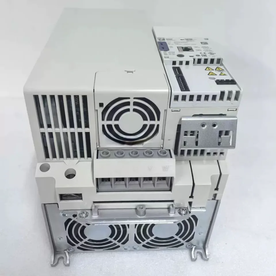 Lenze E84AVTCC2234WX0; E84AVTCC1534WX Motor & Drive Component product photo 1