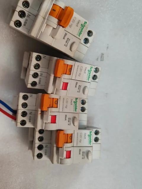 Schneider Electric Easy9 C20 Vigi 30mA Industrial Automation Component product photo 6