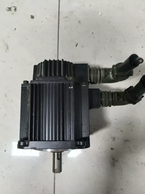Yaskawa SGMGH-09ACA61 Motor & Drive Component product photo 3