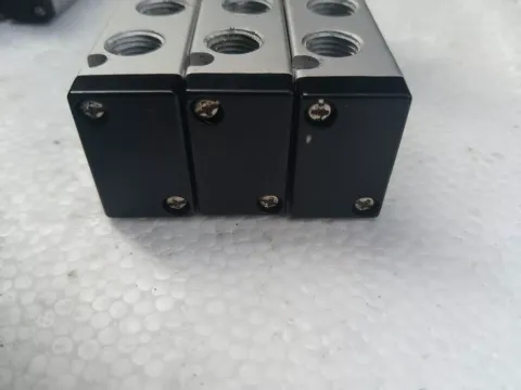 JELPC / 佳尔灵 J4V210-08 / DC24V Industrial Automation Component product photo 3