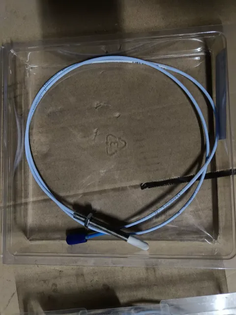 Bently Nevada 330173-00-06-10-02-CN Industrial Sensor product photo 6