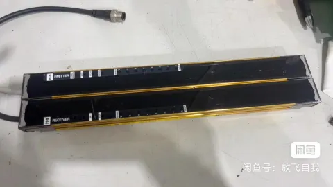OMRON F3SJ-A0317N14-L + F3SJ-A0317N14-D Industrial Automation Component product photo 4