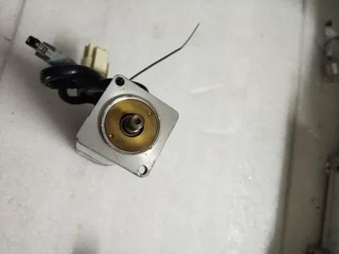 White Label SGMAH-01AAAH76C Motor & Drive Component product photo 6