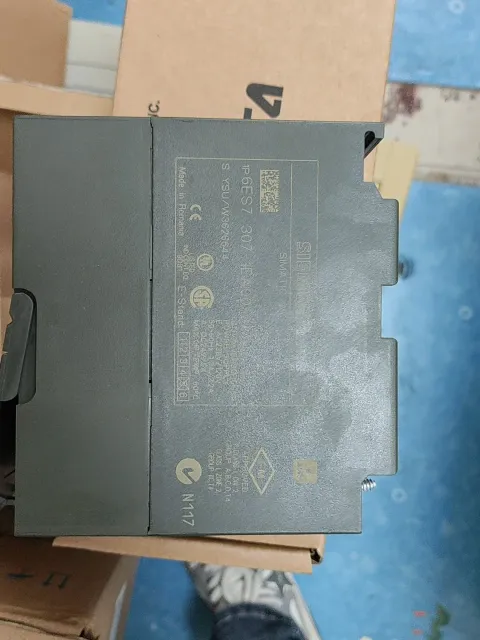 Siemens 6ES7307-1EA00-0AA0 PLC Module product photo 3
