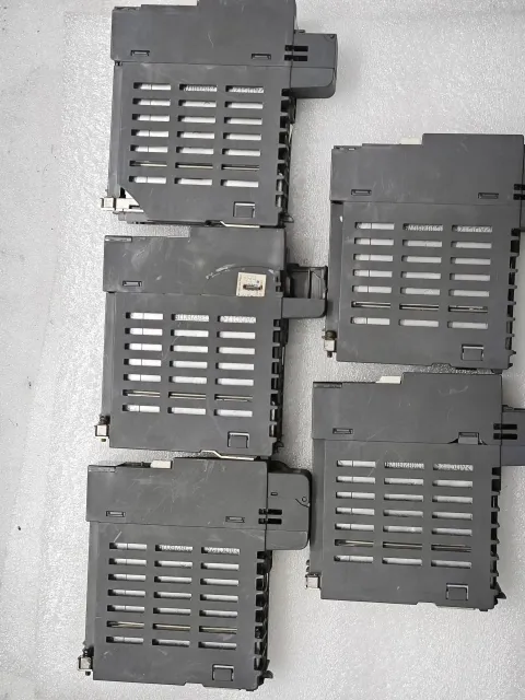 Mitsubishi Electric Q173DSCPU Industrial Control Board — product photo 20 of 24