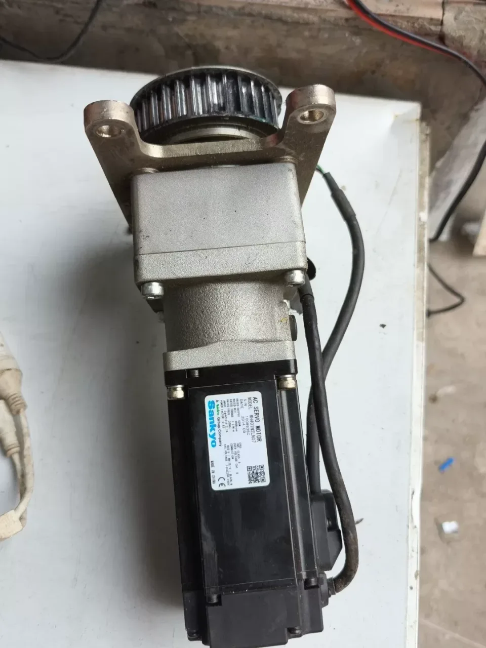 Sankyo / Nidec-Shimpo MH401N2LN07 + VRSF-5C-400 Motor & Drive Component product photo 1