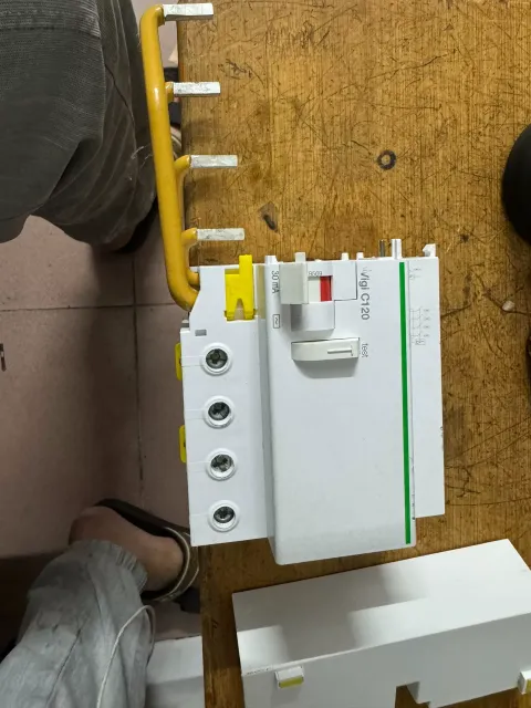 Schneider Electric 18569 Industrial Automation Component product photo 1