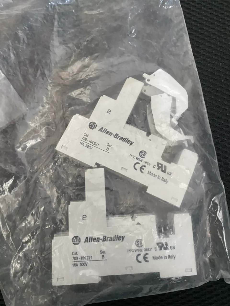 Allen-Bradley 700-HN221 Industrial Relay product photo 1