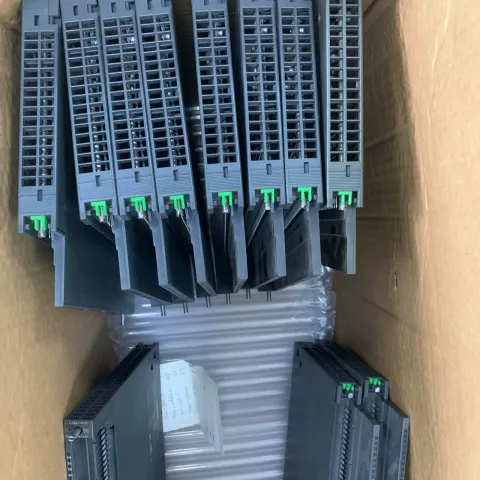 Siemens 6ES7431-7KF10-0AB0 Industrial Automation Component — product photo 9 of 13