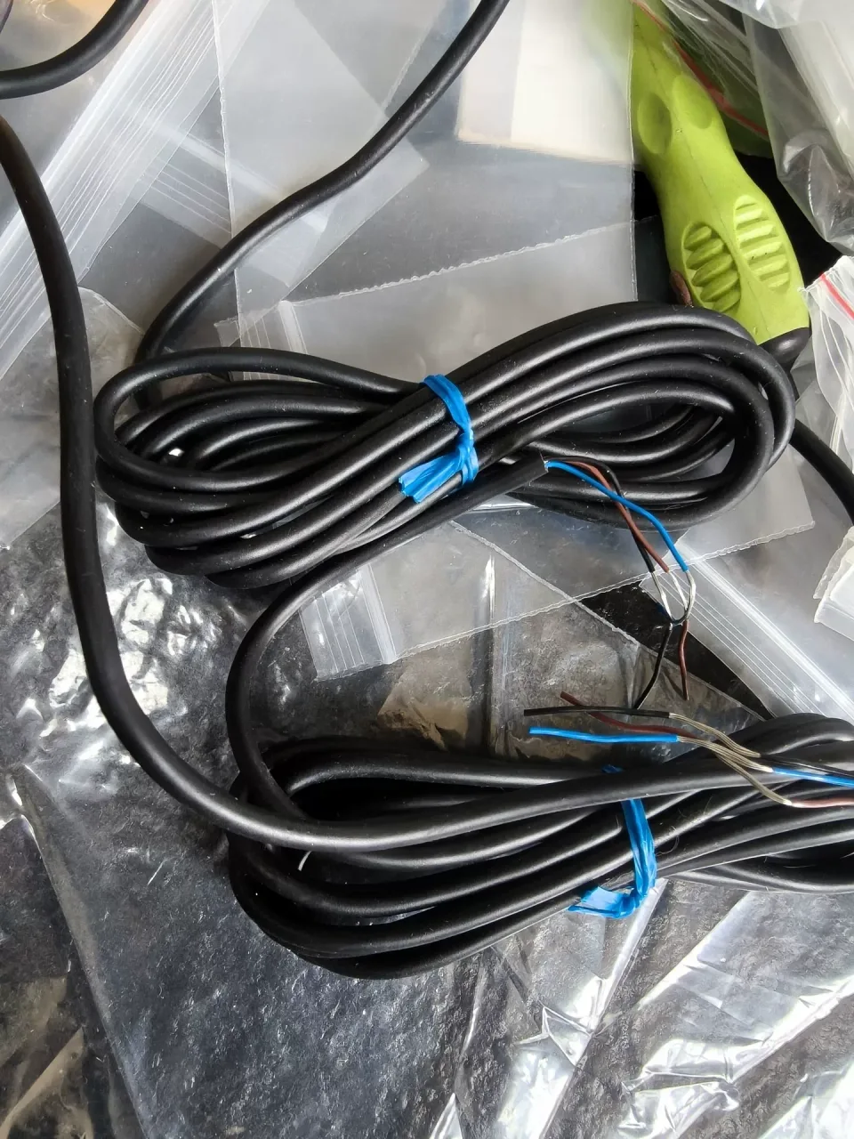 Omron E3X-HD41 Industrial Sensor product photo 1