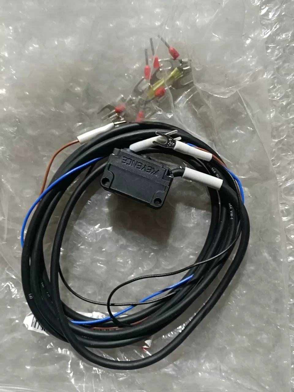 KEYENCE PZ-G41P Industrial Sensor product photo 1