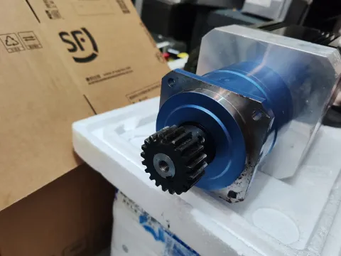 BETTO AHB-090F1-5-S3-22(R) Industrial Automation Component product photo 4