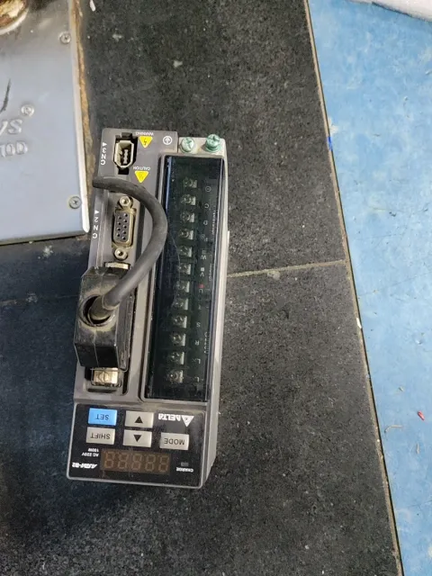 Delta ASD-B2-0121-B Motor & Drive Component — product photo 2 of 3