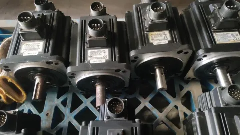 Delta ECMA-E21310SS Motor & Drive Component product photo 7