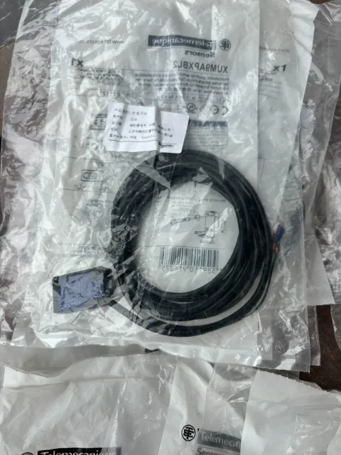 Schneider Electric / Telemecanique XUM9APXBL2; XUM5APXBL2 Industrial Sensor product photo 7
