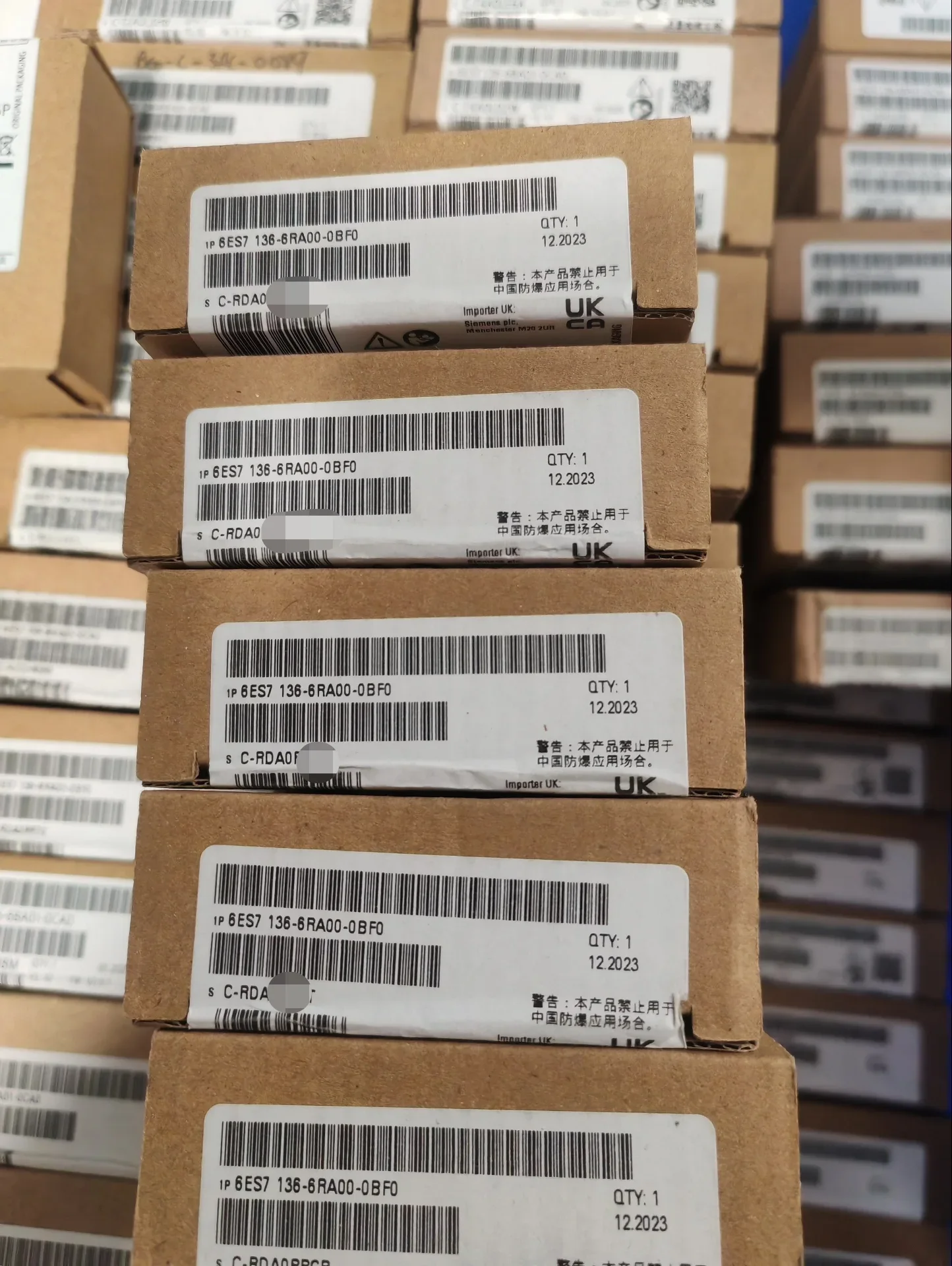Siemens 6ES7 136-6RA00-0BF0 I/O Module product photo 1