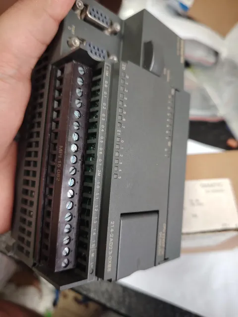Siemens 6ES7214-2AD23-0XB8 PLC Module — product photo 19 of 19
