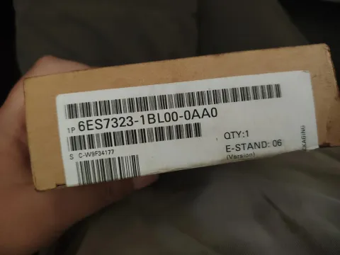 Siemens 6ES7323-1BL00-0AA0 I/O Module — product photo 7 of 20