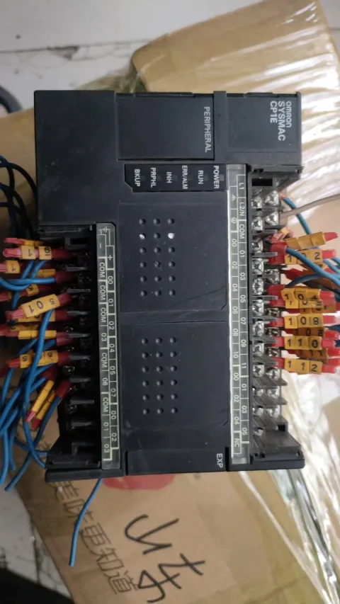 OMRON CP1E-E30DR-A V1.1 PLC Module — product photo 15 of 16