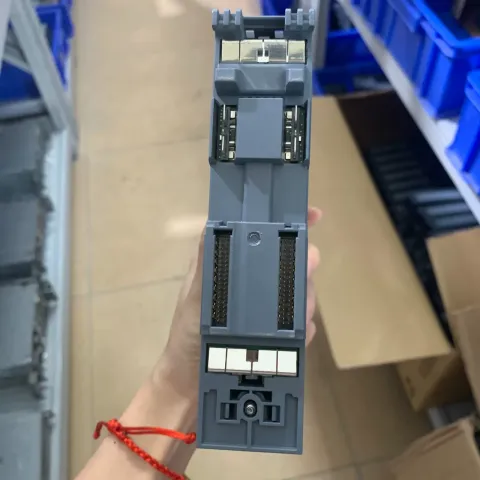 Siemens 6ES7531-7KF00-0AB0 Industrial Automation Component — product photo 10 of 23