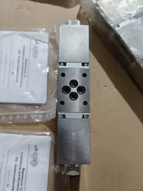 Wandfluh MKY45/18x60-G24/L15 Industrial Automation Component — product photo 13 of 18
