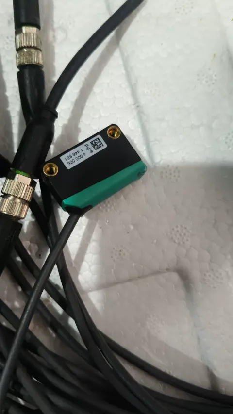 Pepperl+Fuchs ML100-55/103/115a / 221826 Industrial Sensor product photo 4