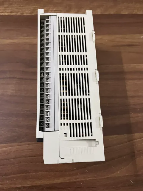 Mitsubishi Electric FX3U-64MT/ES-A PLC Module — product photo 15 of 19