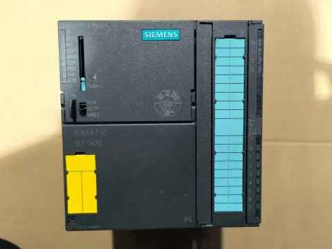 Siemens 6ES7317-7UL10-0AB0 Industrial Automation Component — product photo 3 of 5