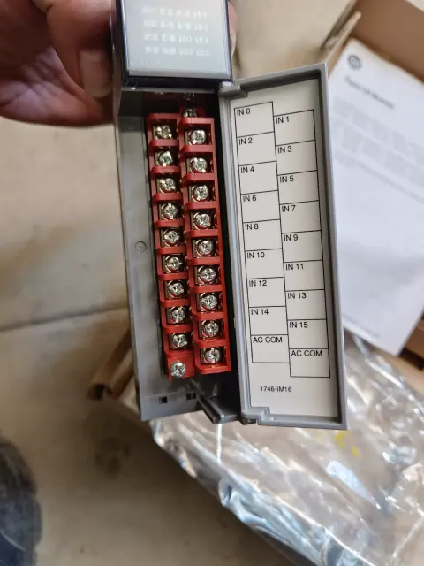 Allen-Bradley 1746-IM16/C Industrial Automation Component product photo 8