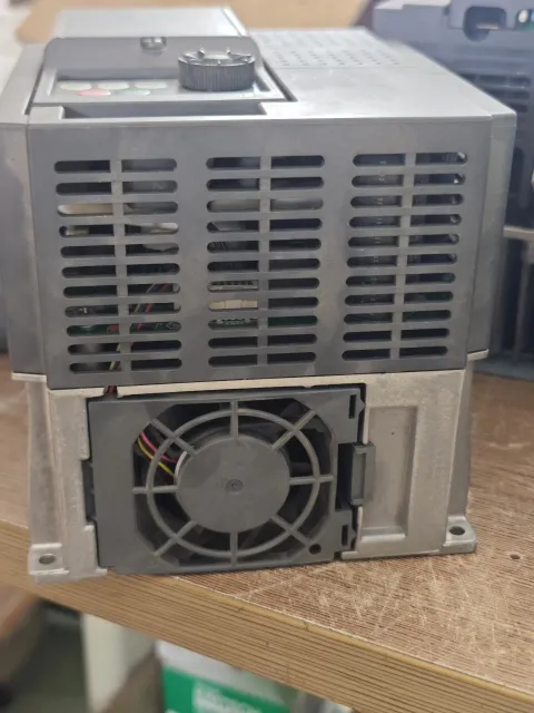 Mitsubishi Electric FR-D720S-1.5K-CHT / FR-D720S-2.2K-CHT Motor & Drive Component product photo 7
