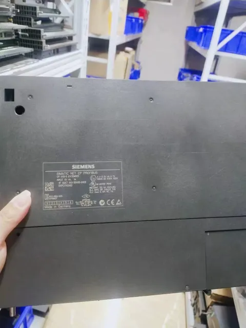 Siemens 6GK7443-5DX05-0XE0 Industrial Automation Component — product photo 4 of 7