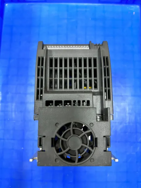 Siemens 6SL3210-5BE22-2UV0 Industrial Automation Component — product photo 14 of 17