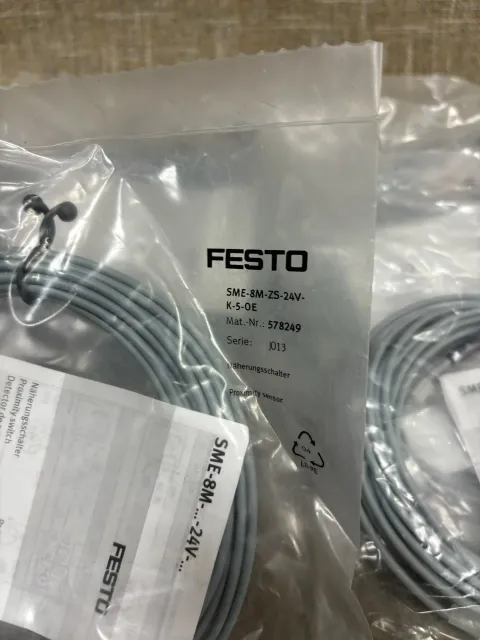 Festo SME-8M-ZS-24V-K-5,0-OE / 578249 Industrial Sensor product photo 2