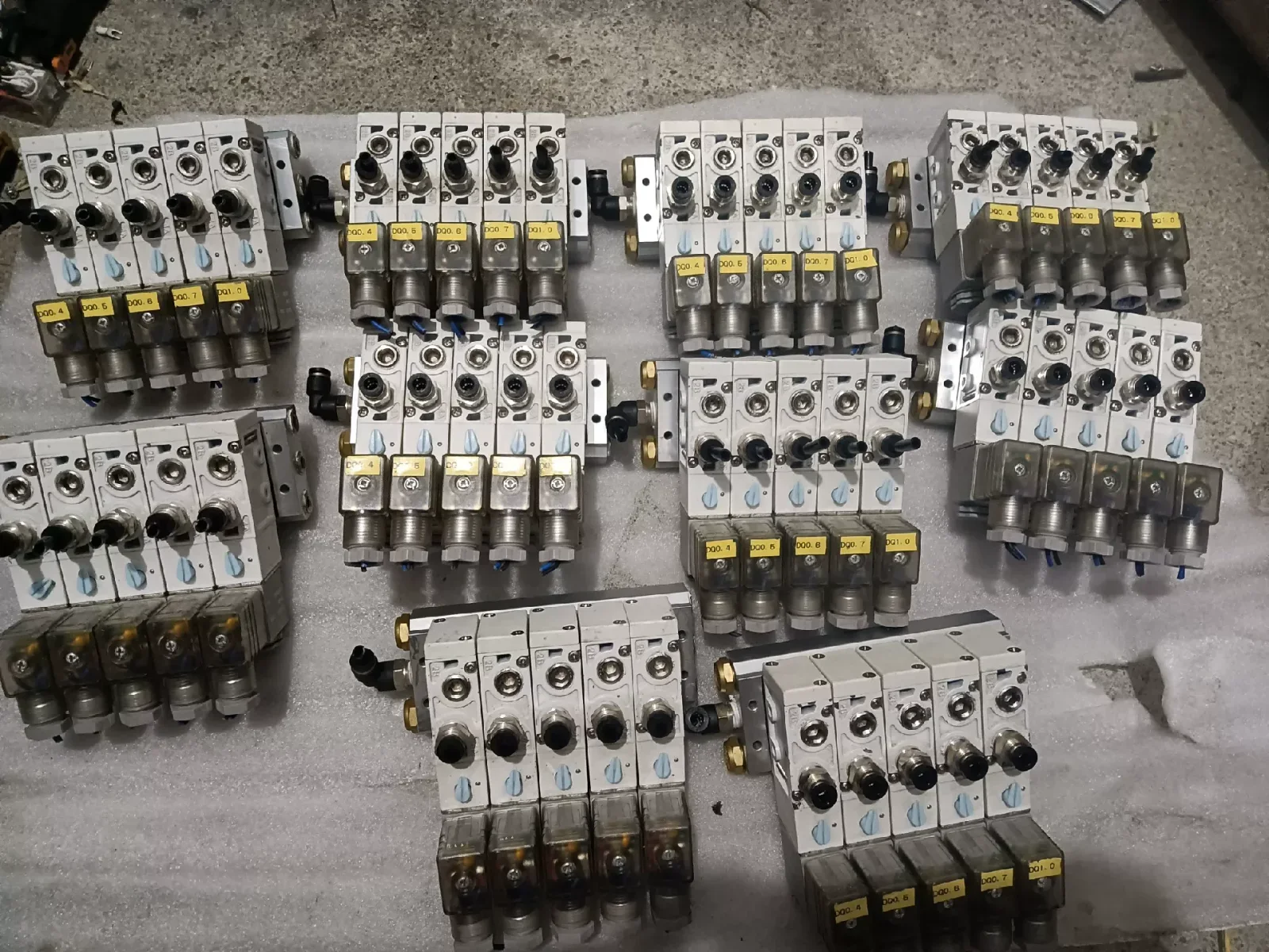 MINDMAN MVSC-220-4E1 Industrial Automation Component product photo 1