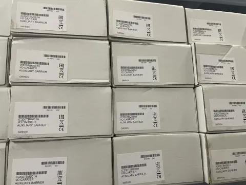 GE / Emerson IS420UCSBH1A; IC690CRG001A; IC690RBT001A; IC200TBM001H; IC200CHS015F; IC220STR001-CA; IC210DDR112 ED; IC220STR001-BA PLC Module product photo 3