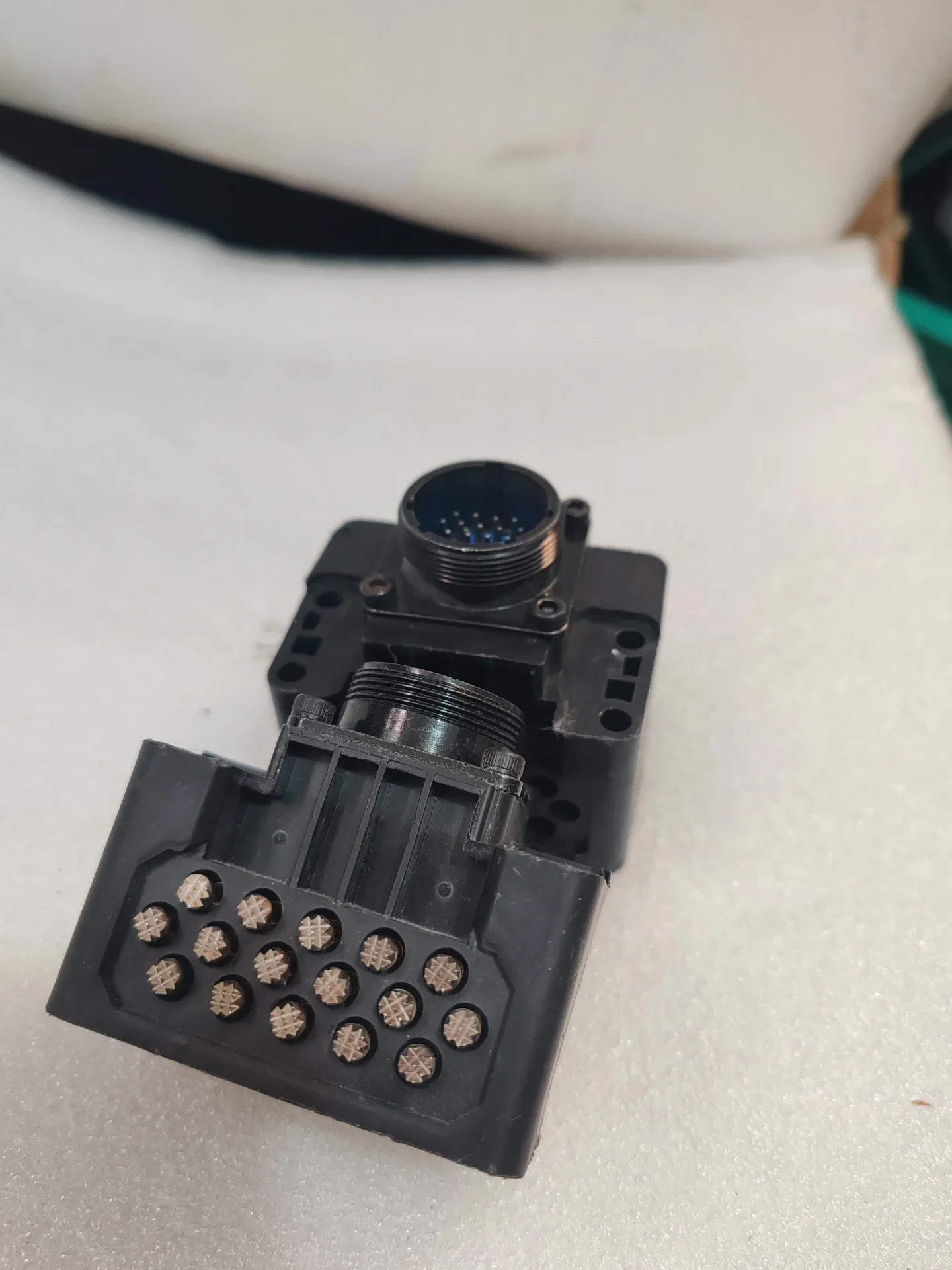 White Label J16AIII-M1227 Industrial Automation Component product photo 1