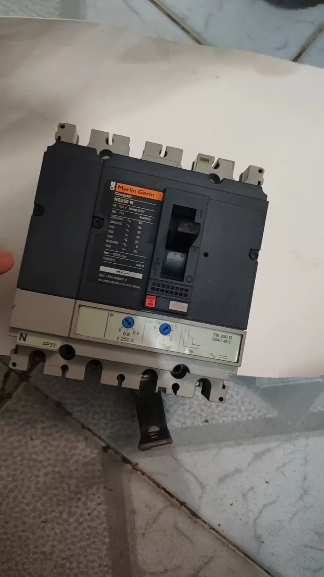 Merlin Gerin / Schneider Electric Compact NS250N + TM250D Industrial Automation Component product photo 1