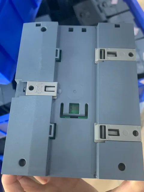 Siemens 6ES7215-1AG40-0XB0 Industrial Automation Component — product photo 23 of 28