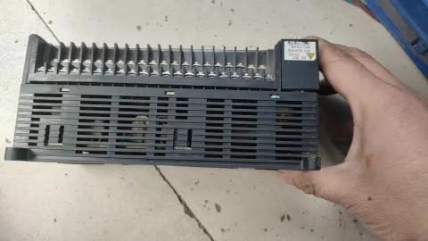 OMRON CP1E-N60DR-A PLC Module — product photo 13 of 18