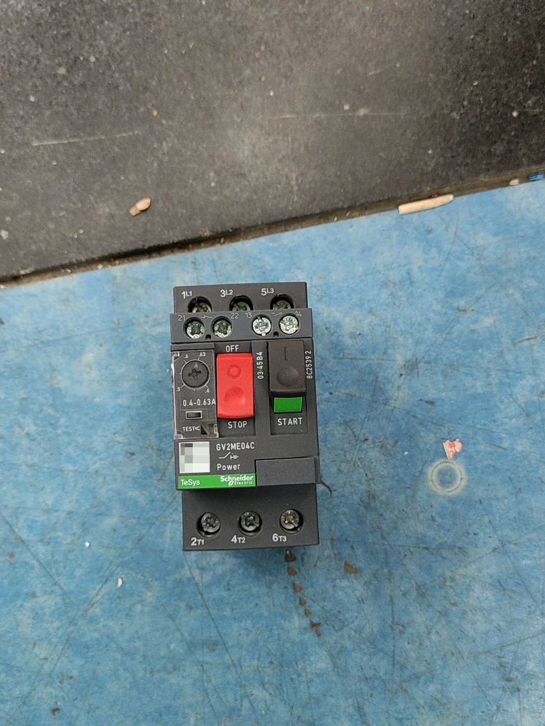 Schneider Electric GV2ME04C Industrial Automation Component — product photo 1 of 3