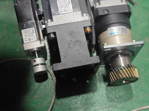Mitsubishi Electric / GPG HG-KNS43J / HG-KNS73J / HG-KNS13BJ + GPG GBF060 10-P2 Motor & Drive Component product photo 5