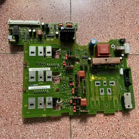 Siemens 6SE7027-2TD84-1HF3 Motor & Drive Component — product photo 10 of 13