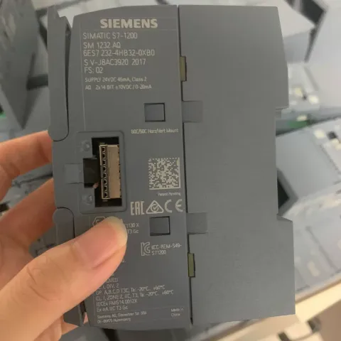Siemens 6ES7232-4HB32-0XB0 Industrial Automation Component — product photo 7 of 18